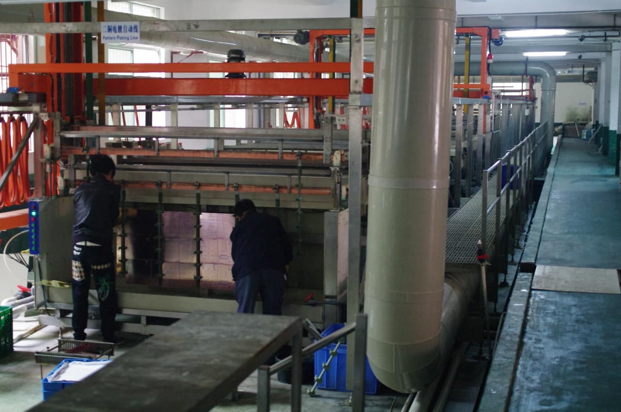 Copper electroplating on printed circuit boards (a PCB factory in China - Innoquick Electronics Limited, www.iqpcb.com)